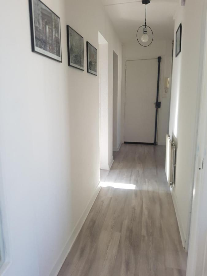 Logement Entier - Appartement T4 Hypercentre Dans Une Rue Calme - Stationnement Gratuit Тарб Екстер'єр фото