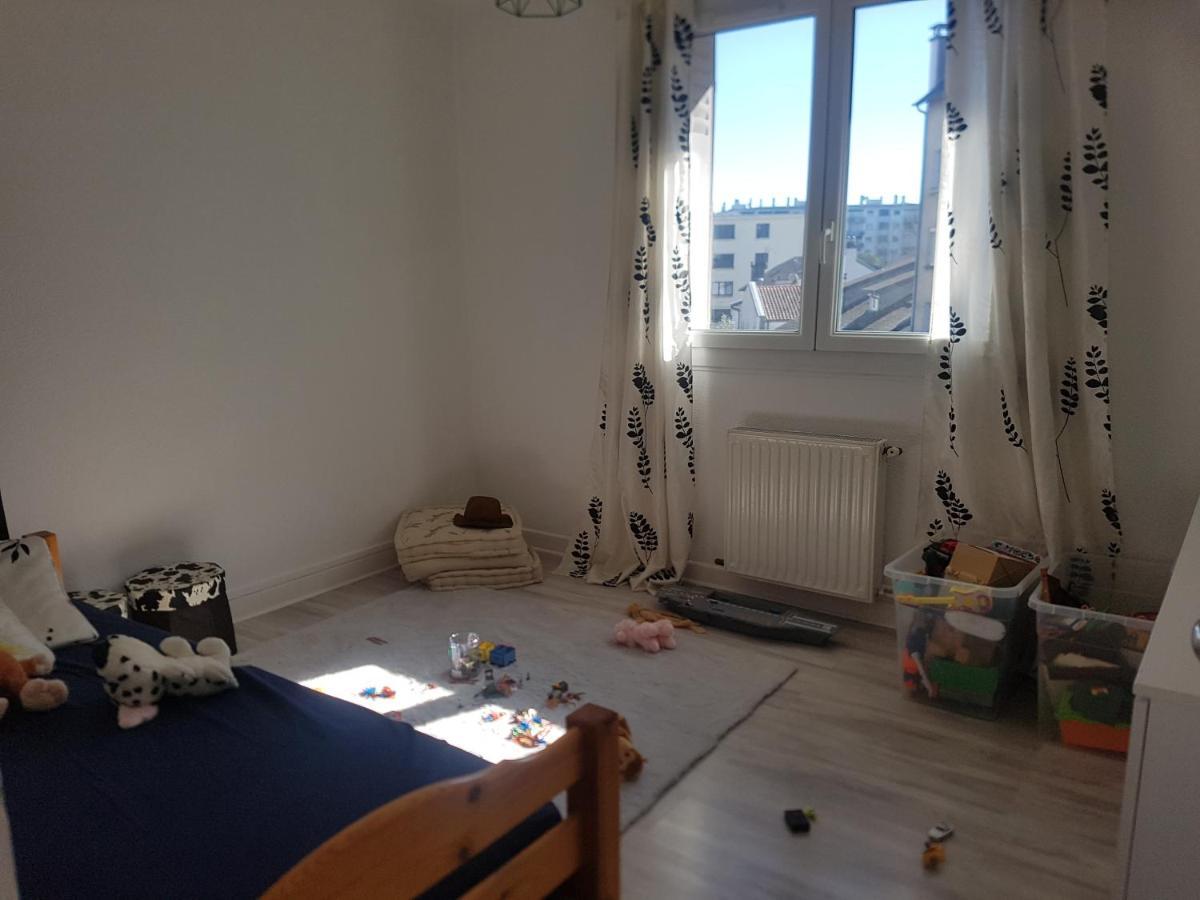 Logement Entier - Appartement T4 Hypercentre Dans Une Rue Calme - Stationnement Gratuit Тарб Екстер'єр фото